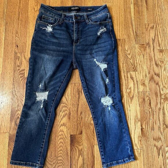 Judy Blue Jeans Women's 7/28 Blue Capri Fit Distressed Stretch Pants Casual - Picture 1 of 5